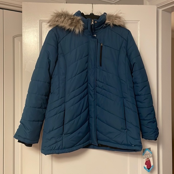 Free Country Jackets & Blazers - NWT Free Country Women's Blue Puffer Jacket with Faux Fur Trimmed Hood Size XL